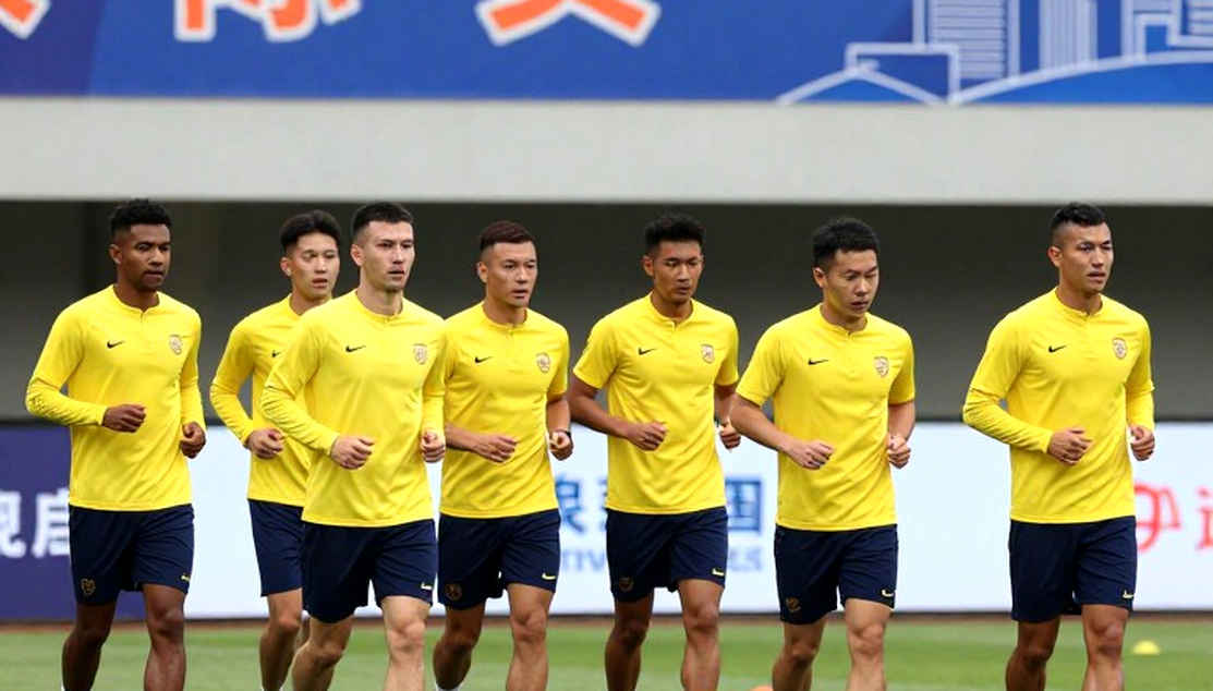 Một bản tin phim mang nhãn bóng đá: lỗi dán nhãn và cái giá của niềm tin thể thao