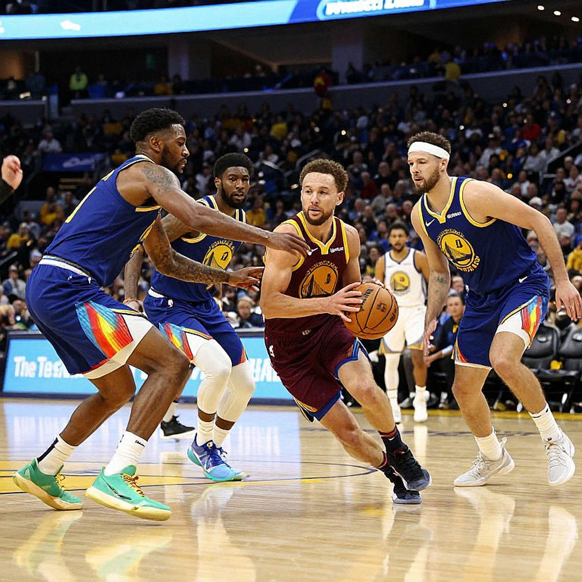Mike James and the 'MVP' in the Data Fog: Why a Three-Game Super Cup Says Nothing About Anadolu Efes' Season Mike James and the 'MVP' in the Data Fog: Why a Three-Game Super Cup Says Nothing About Anadolu Efes' Season