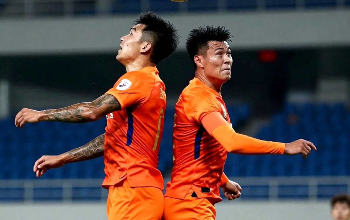 Cậu bé 15 tuổi và tờ danh sách trống: Nhịp học viện của Man United đang lệch pha Cậu bé 15 tuổi và tờ danh sách trống: Nhịp học viện của Man United đang lệch pha