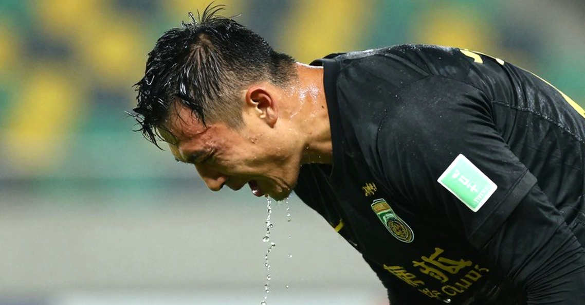 Án phạt kép của Đồng Nai và VFF: Cú đạp phút 78 phơi bày lỗ hổng VAR