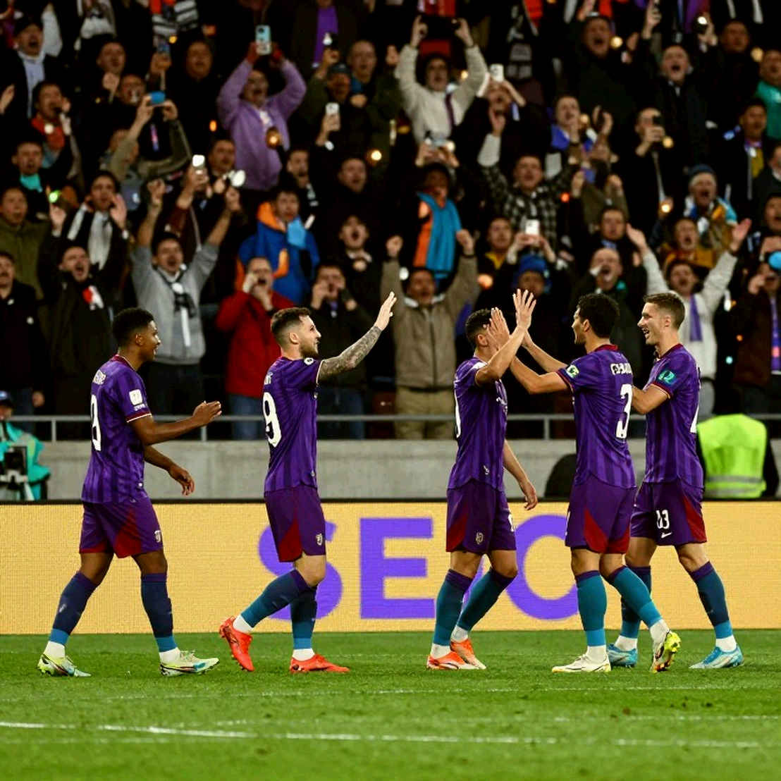 Luis Enrique chia sẻ về Yaya Toure trước trận PSG vs Slovan Bratislava tại Champions League Luis Enrique chia sẻ về Yaya Toure trước trận PSG vs Slovan Bratislava tại Champions League