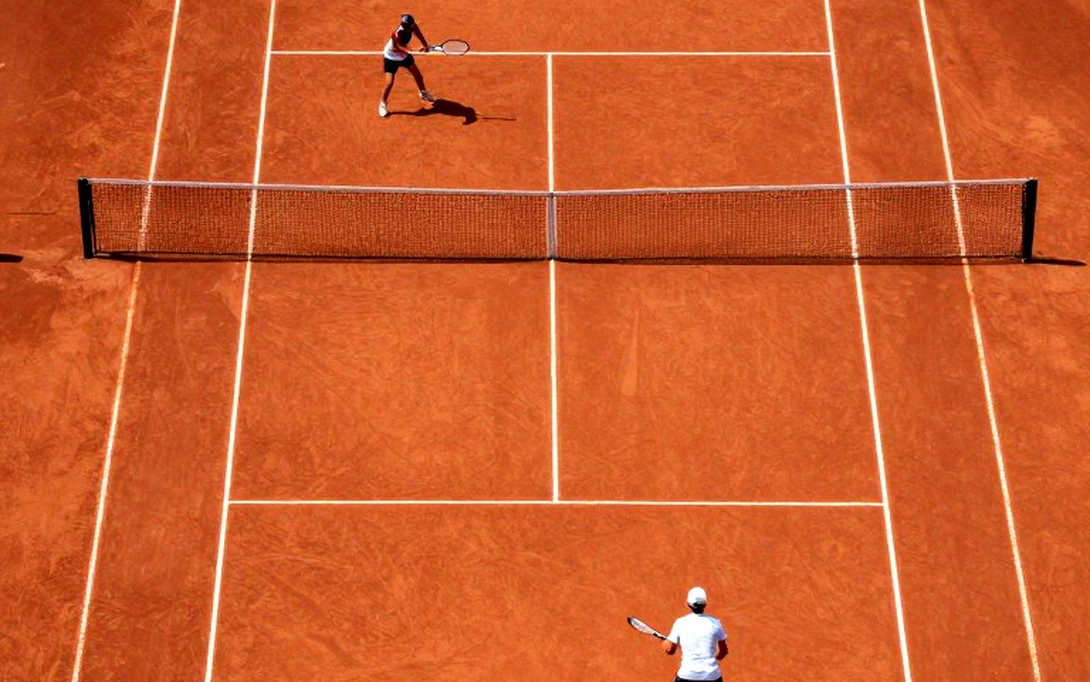 Swiatek gặp Chwalinska ở bán kết Wuhan: Hạt giống số 7 và cuộc chiến vòng loại WTA Finals
