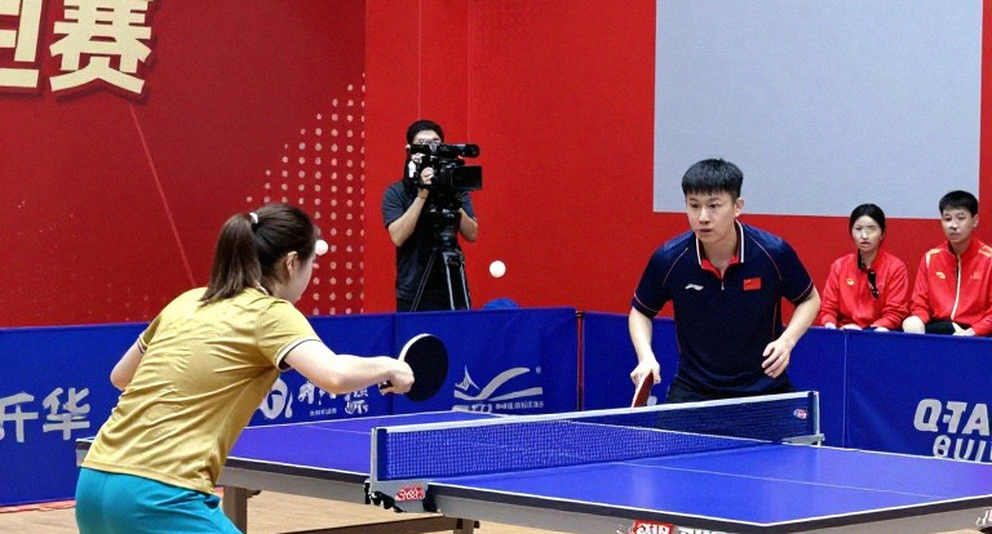 Singapore 2026: Đêm đầu tiên Marina Bay chạy sprint — và cái giá của một cuộc đua không còn chỗ cho thử nghiệm