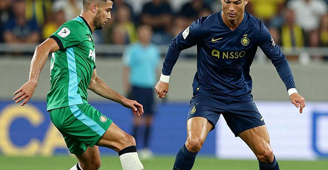 Uğurcan Çakır Sent Off in the 87th Minute: A Hand Outside the Box and Turkey's Ten-Man Problem Against France Uğurcan Çakır Sent Off in the 87th Minute: A Hand Outside the Box and Turkey's Ten-Man Problem Against France