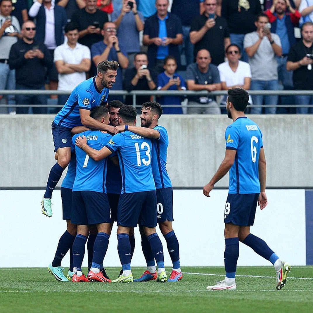 Thailand 2-0 Vietnam: A Win Built on Defensive Structure and Veteran Experience Thailand 2-0 Vietnam: A Win Built on Defensive Structure and Veteran Experience